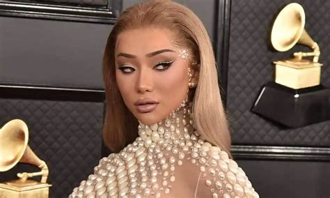 nikita dragun vinnie hacker|Hype House Netflix show spotlights TikTok stars,。